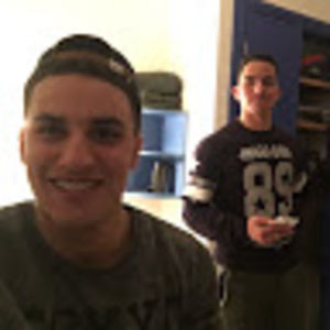 Meet your Posher, Anass